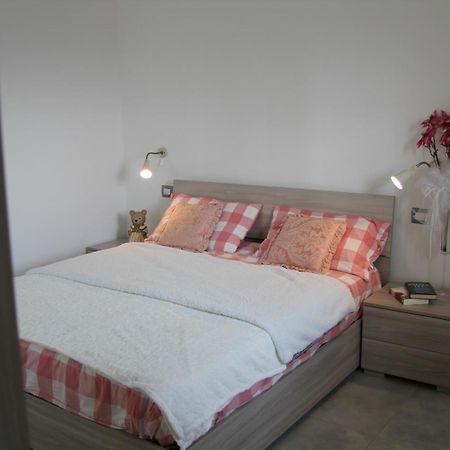 Sant'Omero Anthos Casa Vacanze חדר תמונה
