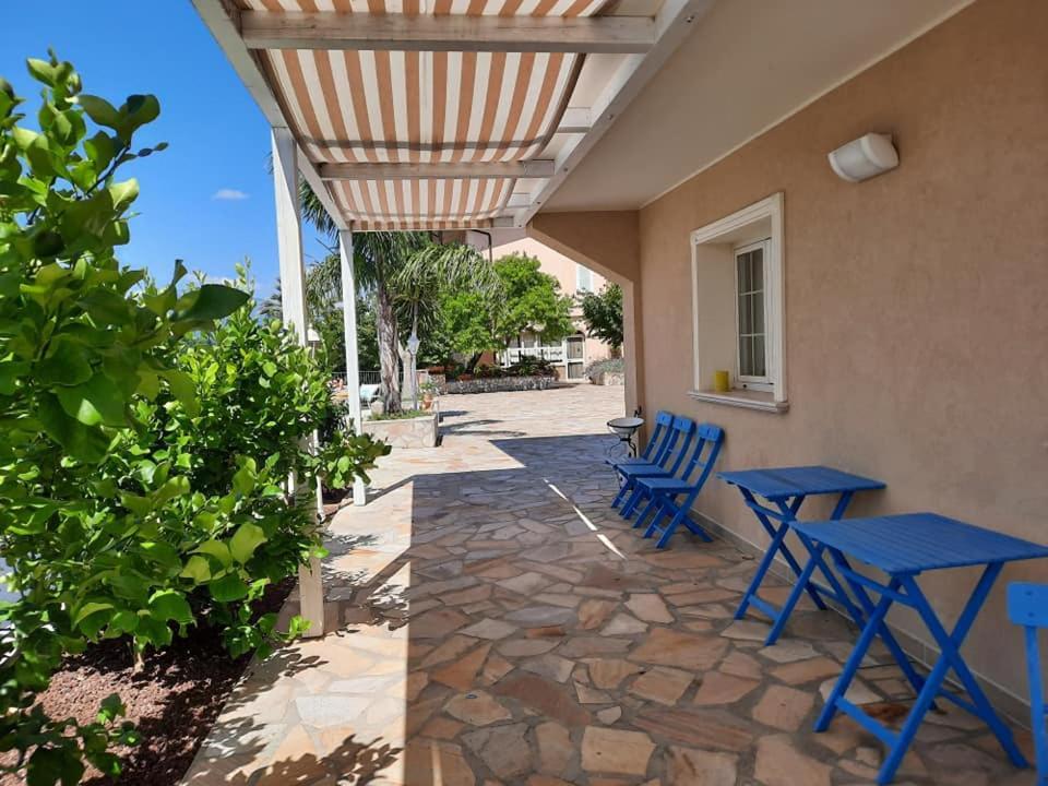 Sant'Omero Anthos Casa Vacanze מראה חיצוני תמונה