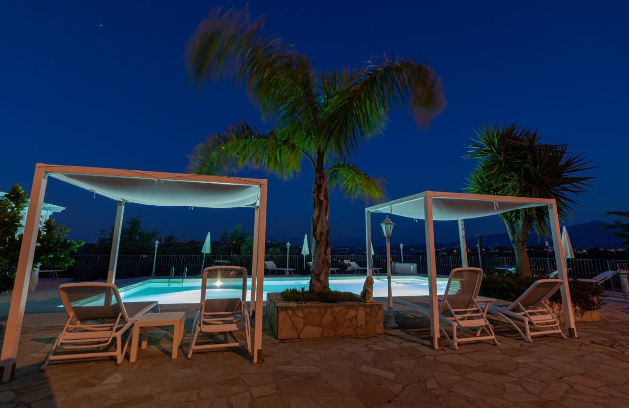 Sant'Omero Anthos Casa Vacanze מראה חיצוני תמונה