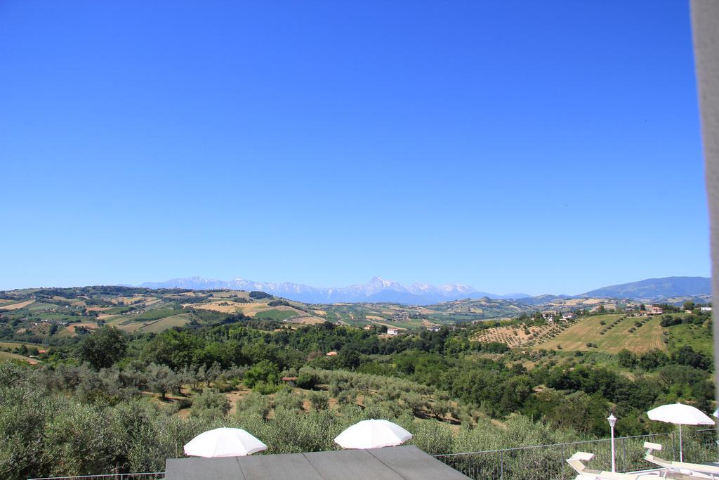 Sant'Omero Anthos Casa Vacanze מראה חיצוני תמונה
