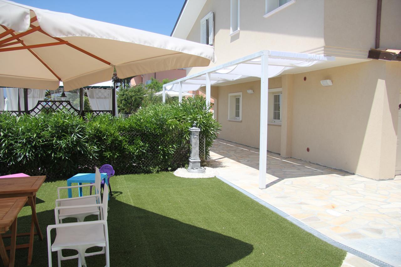 Sant'Omero Anthos Casa Vacanze מראה חיצוני תמונה