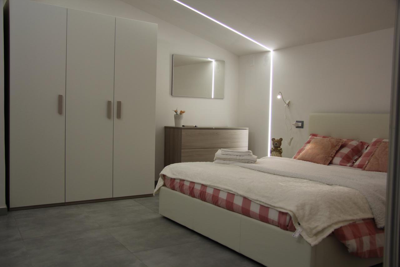 Sant'Omero Anthos Casa Vacanze מראה חיצוני תמונה